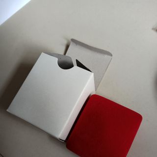 Hộp nhẫn vuông nhung giá sỉ
