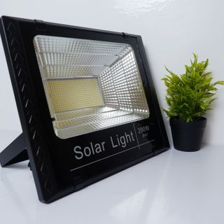 ĐÈN PHA LED NLMT KHÔNG TỐN ĐIỆN 200W