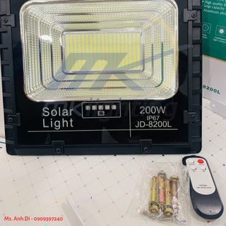 ĐÈN PHA NĂNG LƯỢNG MẶT TRỜI 200W JINDIAN JD8200L