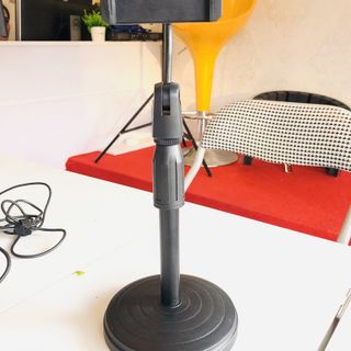 Giá Đỡ Điện Thoại Để Bàn Xoay 360 Độ Microphone Stands