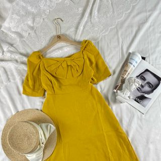Đầm nơ ngực hàng Quảng Châu