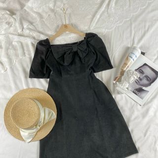 Đầm nơ ngực hàng Quảng Châu