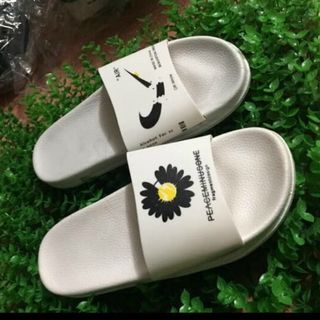 Dép quoai ngang hoa cúc