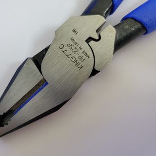 Kìm điện đa năng có bấm cos 225mm PP-225P Tsunoda