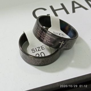 14 tháng 2 .nhẫn inox cặp đôi. Có màu trắng, đen, xanh dương. Giá sỉ 16k/1 cặp 2 chiếc nhẫn. Được chọn size từ 16,17,18,19,20,21,22. Hàng luôn có sẵn