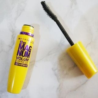 Mascara dầy mi x10 lần siêu đẹp
