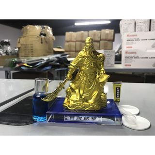 Tượng Quan Vũ cầm đao trang trí bàn làm việc