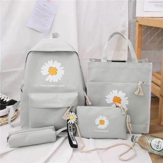 Set 4 món balo 125k balo 4mon