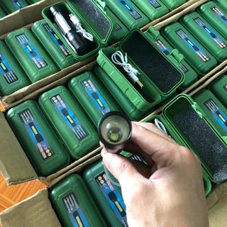 Đèn pin mini chiếu sáng