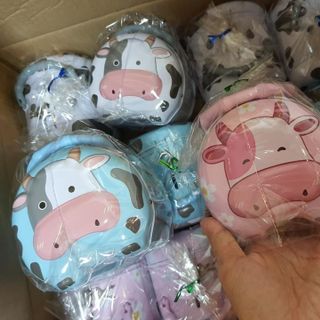 Két mini hình lợn