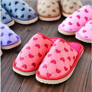 Dép Nhung Nỉ Giữ Nhiệt Hoạ Tiết Trái Tim