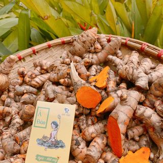 Xà bông nghệ - mật ong Mộc Nhan Natural 100% thiên nhiên dưỡng trắng da 100g