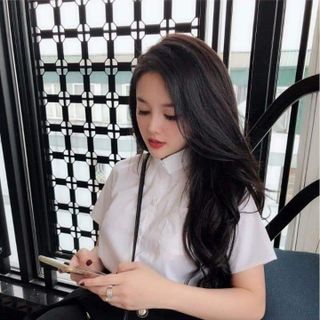 Áo sơ mi trắng