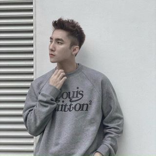Áo sweater fake sơn tùng chất pe dày mịn