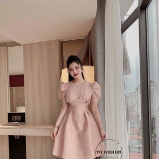Váy thời trang xếp ly eo V12