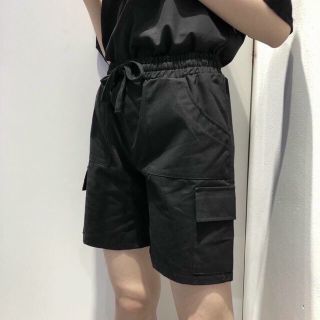 Quần kaki lửng có túi hộp chất kaki mềm mịn đẹp