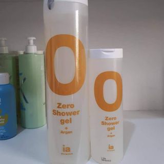 Gel tắm dưỡng da nhạy cảm da khô mụn của Tây Ban Nha
