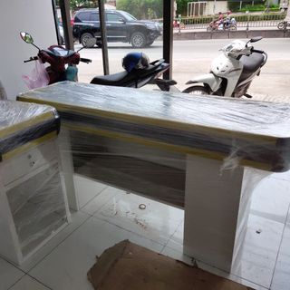 Đơn vị sản xuất bàn thu ngân ?
