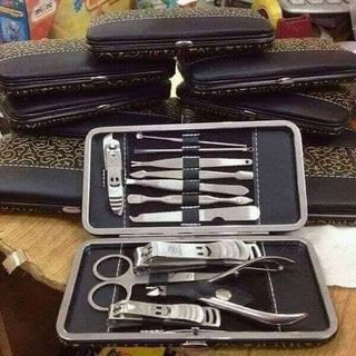 Bộ bấm móng tay 12 món