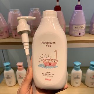 Sữa tắm Yoeeyloves siêu hót