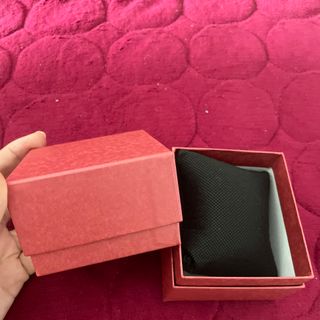 HỘP ĐỰNG ĐỒNG HỒ