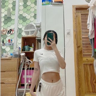 Set crop sắc màu