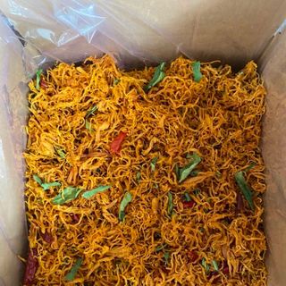 Khô gà lá chanh hộp 500g