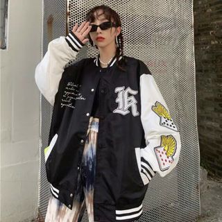 Áo khoác dù bomber 2 lớp kiểu dáng bóng chày in hình lá bài lasvegas.
