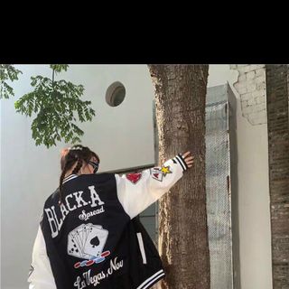 Áo khoác dù bomber 2 lớp kiểu dáng bóng chày in hình lá bài lasvegas.