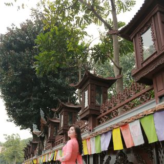 ÁO DÀI TRUYỀN THỐNG