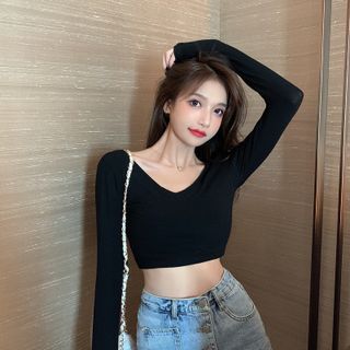 ÁO CROPTOP CỔ V TAY DÀI