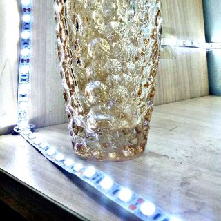 Lọ hoa pha lê vàng dáng bom