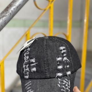 NÓN KẾT JEANS RÁCH BỤI