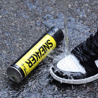 Bán sỉ bình vệ sinh giày xịt bọt tuyết Sneaker - Bình xịt nano chống thấm