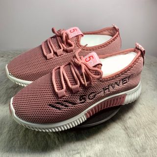 Giày Sneaker Hồng Cho Nữ