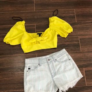 Áo croptop cột nơ ngực