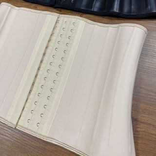 Gen nịt bụng latex italia 25 xươnv