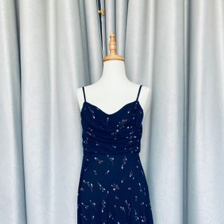Đầm maxi cổ đổ
