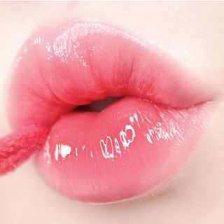 SON DƯỠNG QUE KEM GIÚP DƯỠNG ẨM, MỀM MÔI