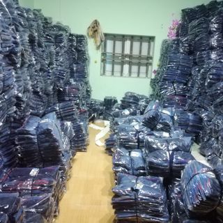 Đùi lưới lỗ to