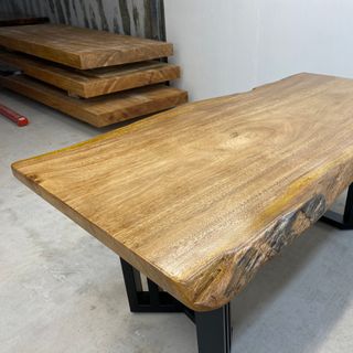 Mặt bàn gỗ tự nhiên nguyên tấm cạnh tự nhiên dài 1,7m x (85-90) x 5