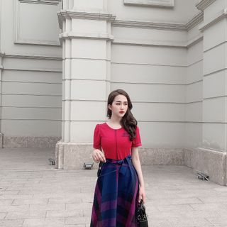 váy pha chân kẻ