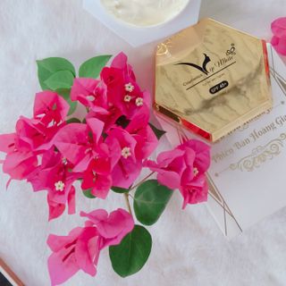 Kem body white plus phiên bản hoàng gia