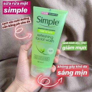 Sữa rửa mặt Simple