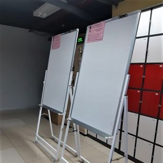 Bảng viết bút lông dành cho bé - Bảng flipchart
