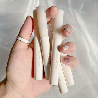 Son kem Hero trắng
