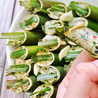 Chả ốc nhồi ống nứa