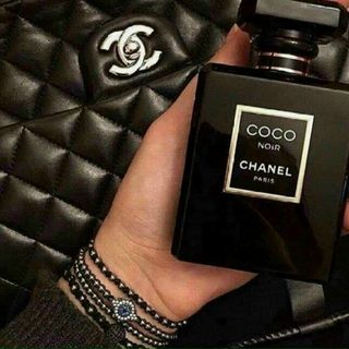 Nước hoa mùi hương nhẹ nhàng