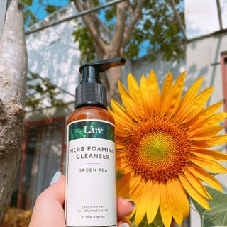 SỮA RỬA MẶT ORGANIC LÁRE THANH DƯỢC