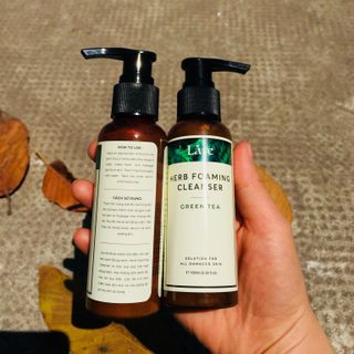 SỮA RỬA MẶT ORGANIC LÁRE THANH DƯỢC